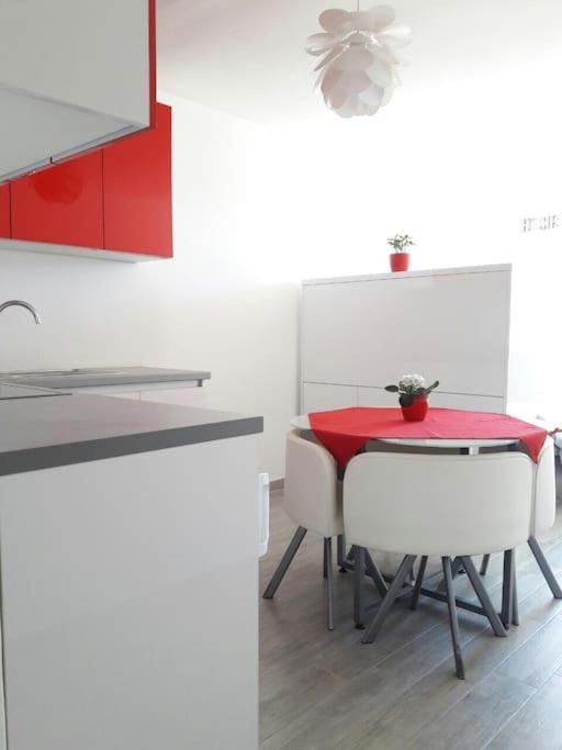 Studio Apartment Ivana - New Sweet Apartment Дубровник Екстериор снимка