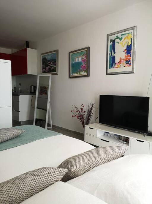Studio Apartment Ivana - New Sweet Apartment Дубровник Екстериор снимка